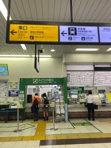 JR東神奈川駅からのサロンへのルート1
